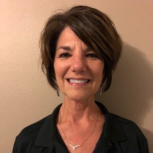 Meet your Posher, Lynn